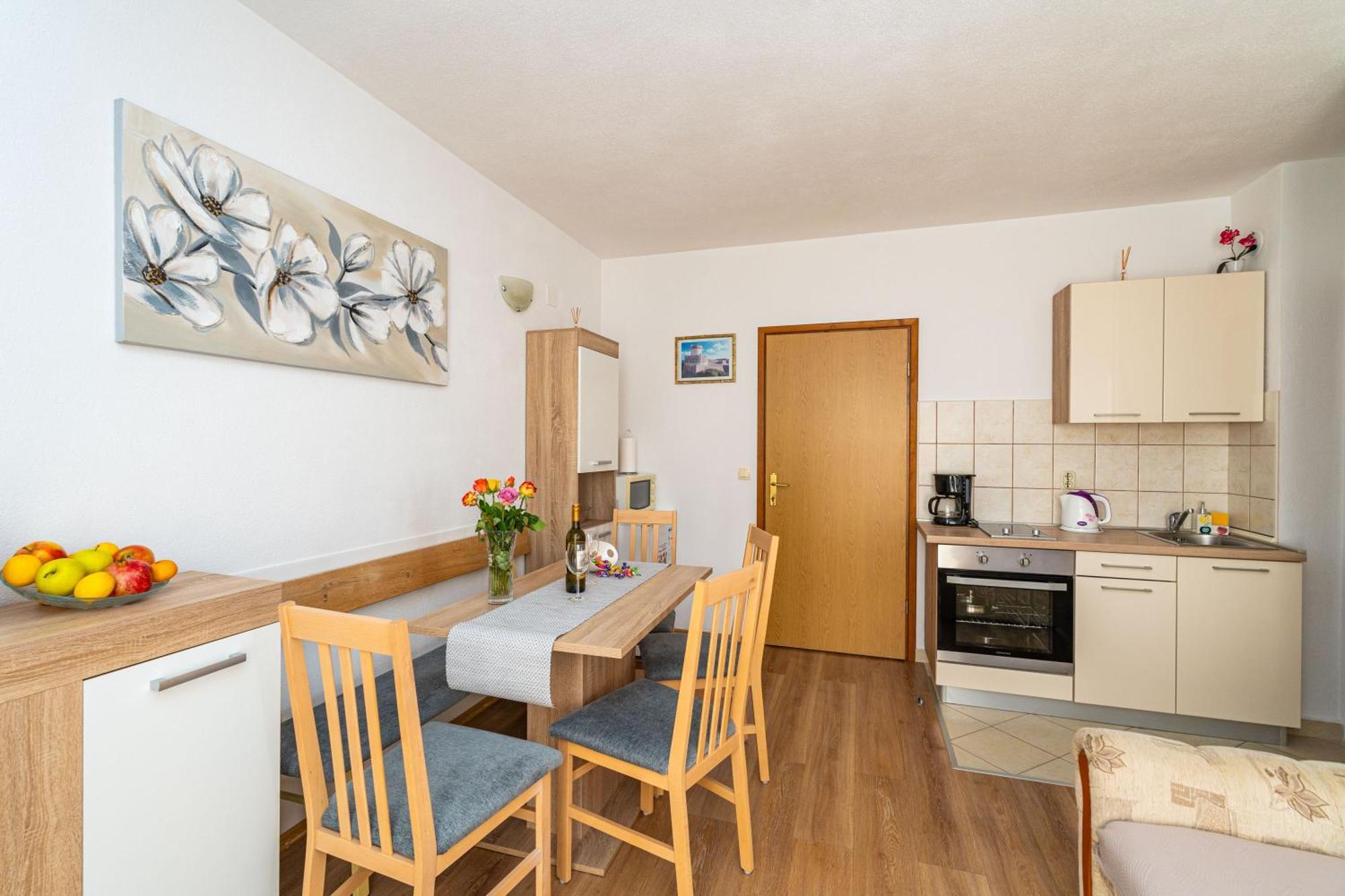 Sea View Apartment Nuncijata Дубровник Екстериор снимка