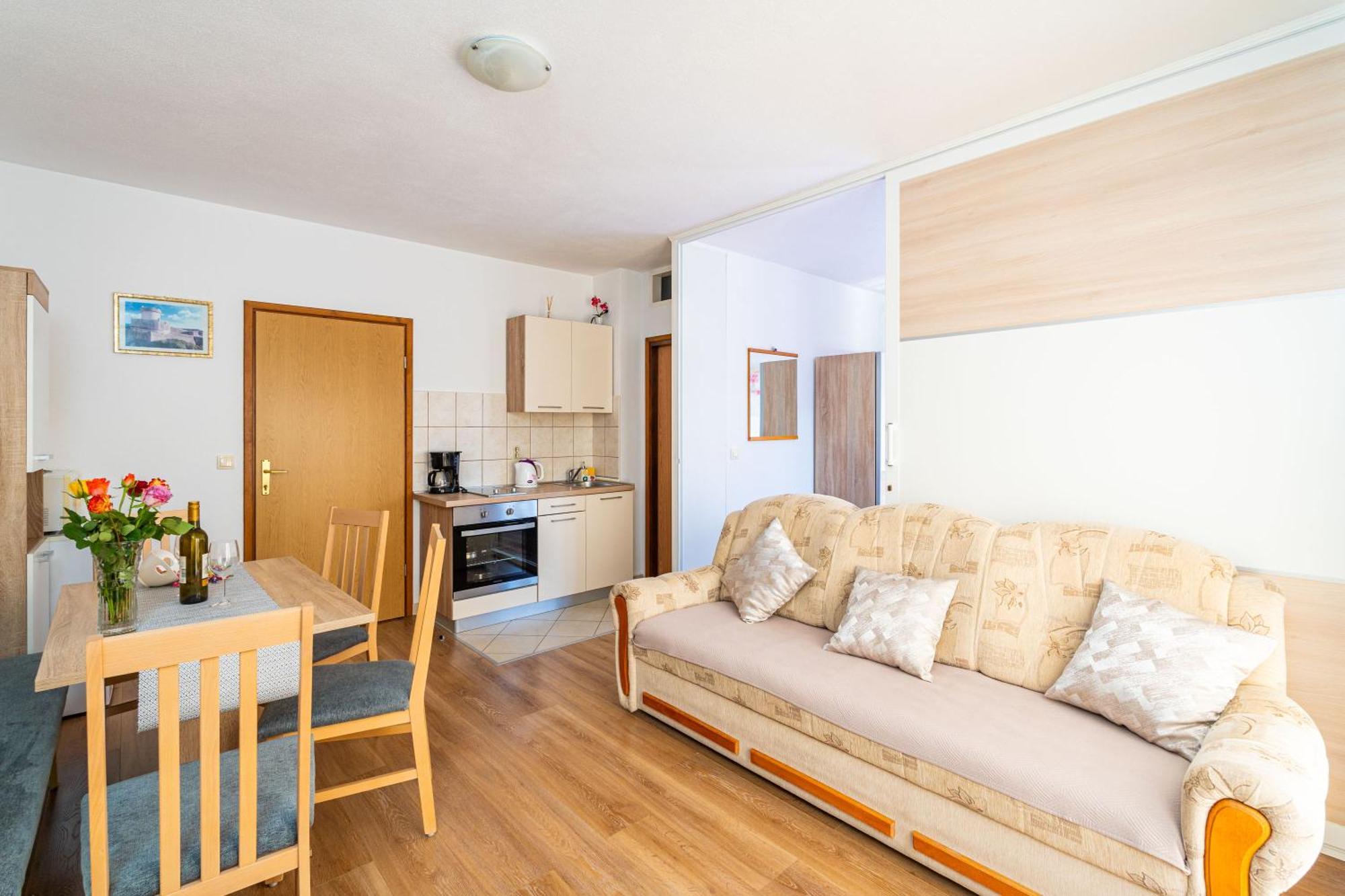 Sea View Apartment Nuncijata Дубровник Екстериор снимка